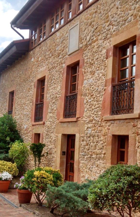 Hotel Palacio De La Vinona Oviedo Luaran gambar
